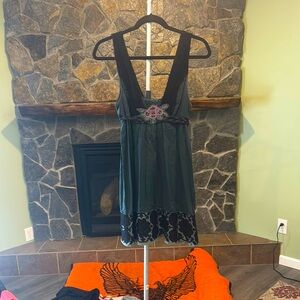 Free people adorable, Black and bluish Lace tunic tank top